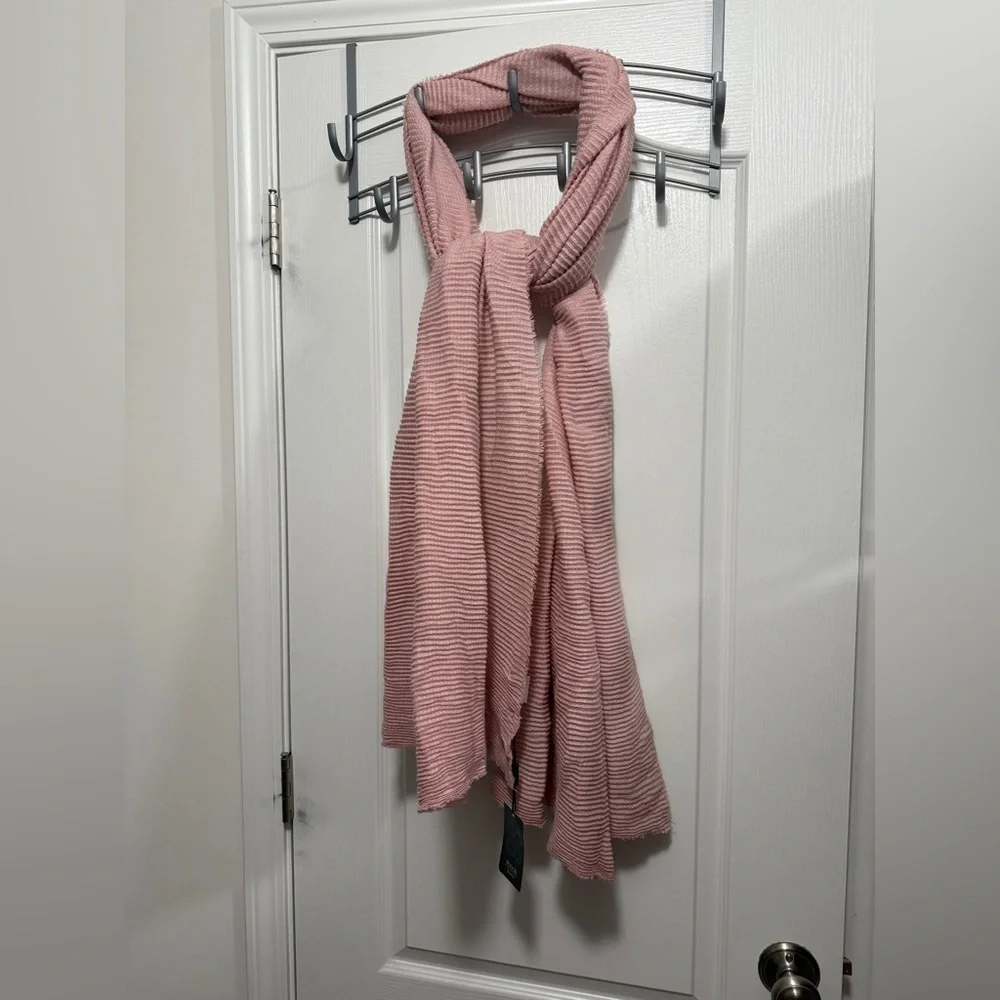 Riva NWT Women’s One size wrap scarf So Soft Silky Shawl Pink Stole‎ Versatile